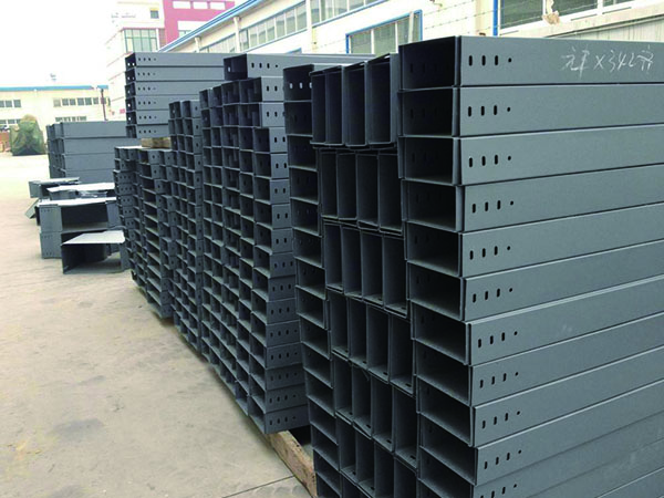 托盤式電纜橋架